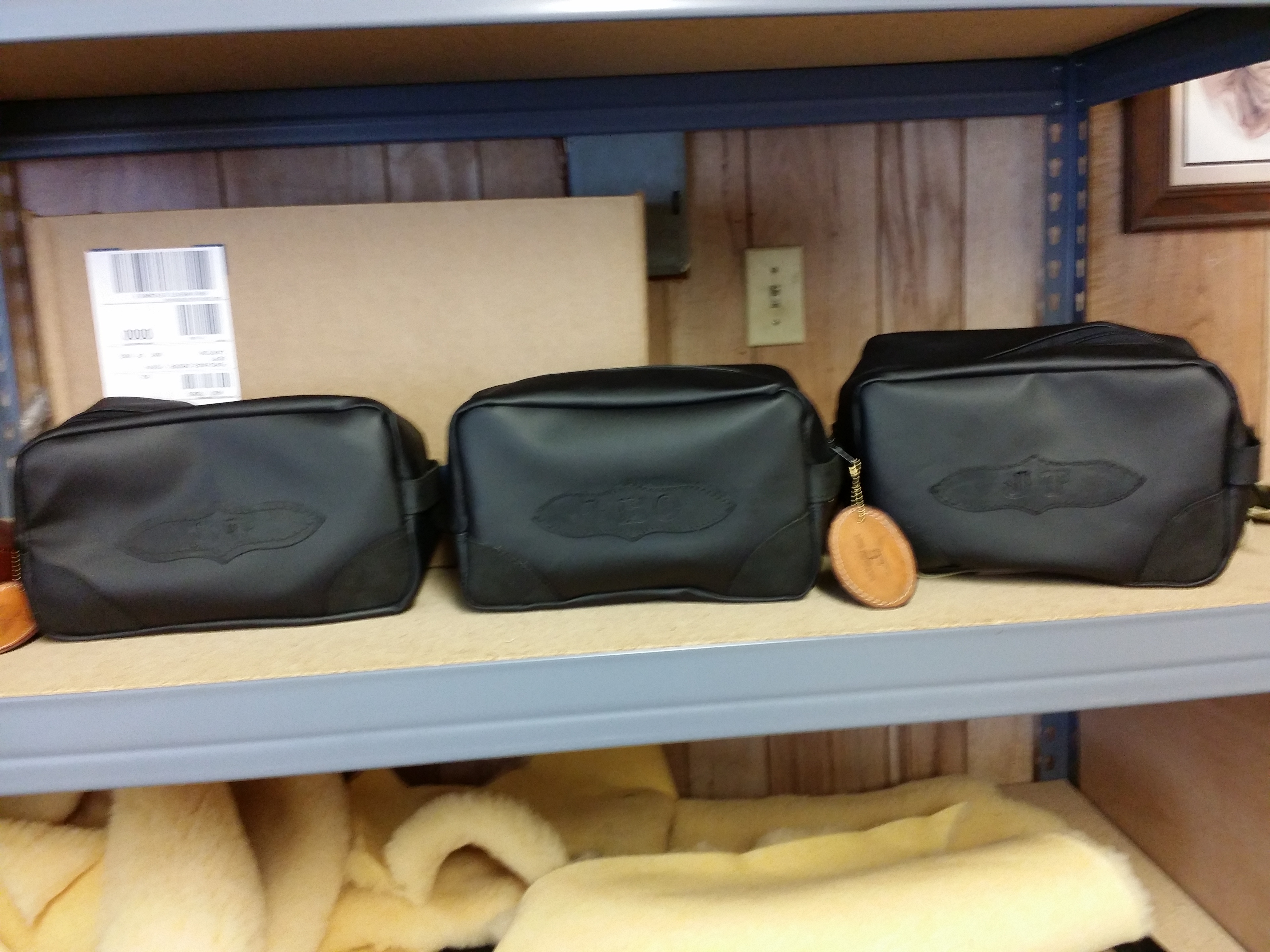 Customer photo of canvas dopp kit